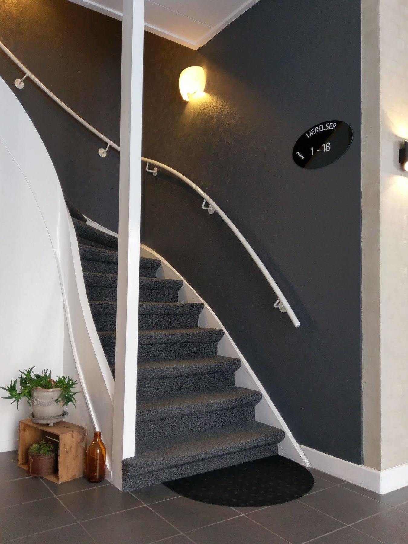 Kanns Hotel Åkirkeby Dış mekan fotoğraf